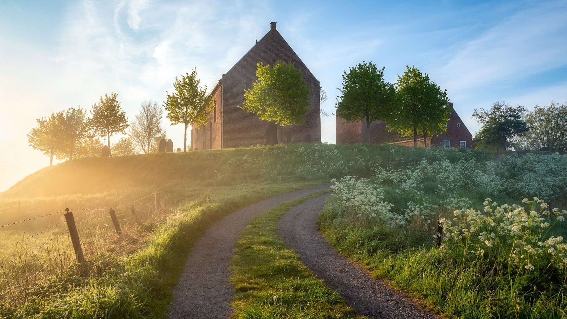 “2025世界运动会东安湖赛场:铁人三项选手展现无与伦比的韧性”